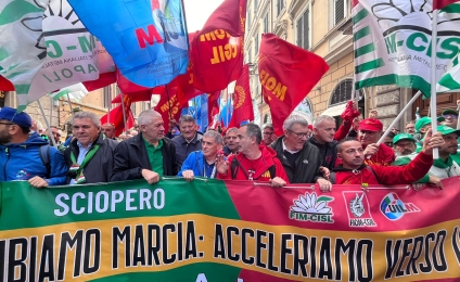 Automotive. 20mila lavoratori a Roma per difendere l’occupazione, il lavoro e per rilanciare il futuro dell’industria dell’auto